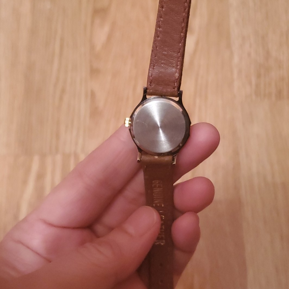 Watch - Picture 7 of 8